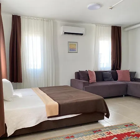 Apartment Stylish Peaceful Gem In Center
