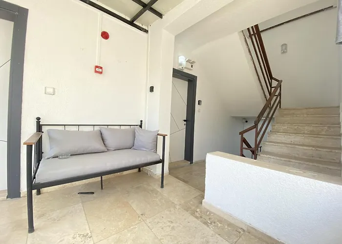 Stylish Peaceful Gem In Center Apartman *